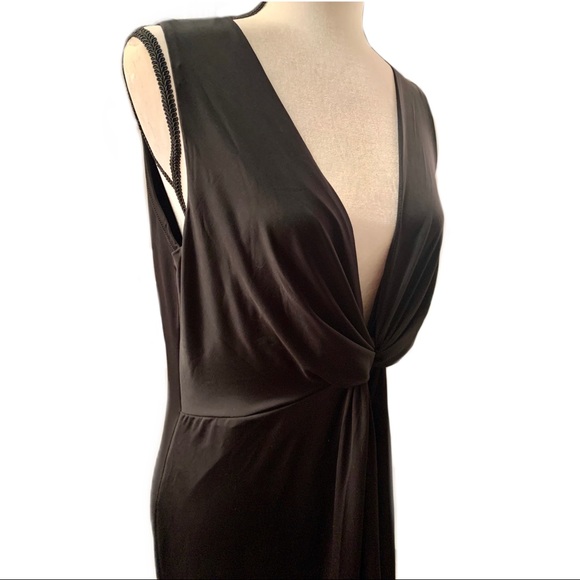 🆕 Elegant Black Dress - Picture 2 of 5